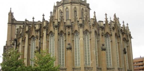 visita guiada a la catedral de vitoria