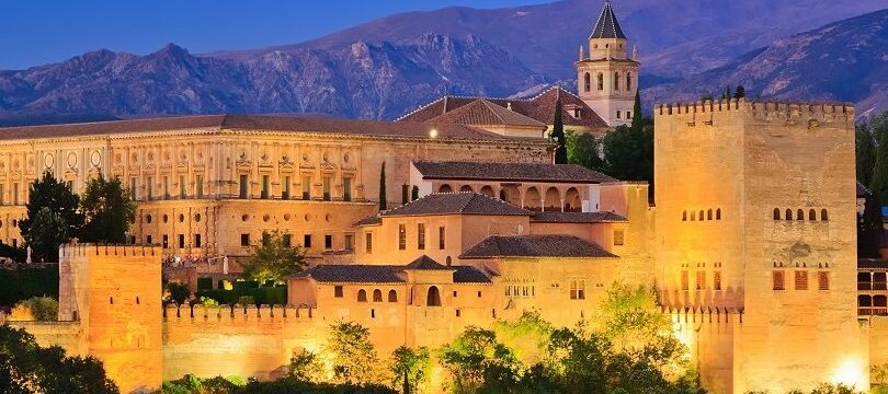Visita guiada por la Alhambra y los Palacios Nazaríes